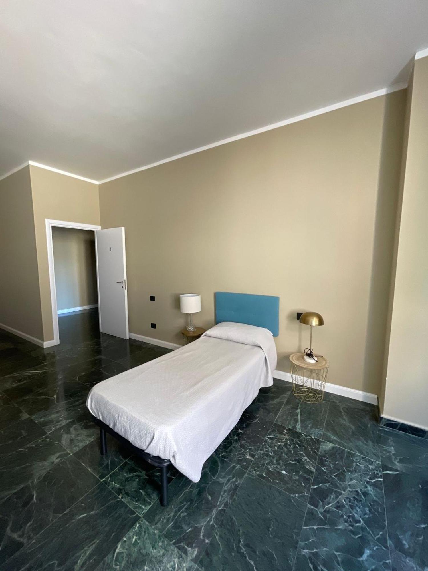 B&B Piazza Duomo Al 55 Voghera Ngoại thất bức ảnh